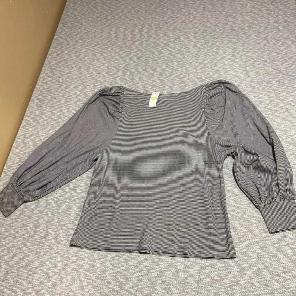 Ann Taylor gray sleeve blouse NWT women L. SKU-B777